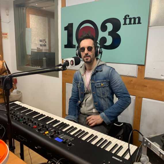 עברי לידר באולפן 103fm