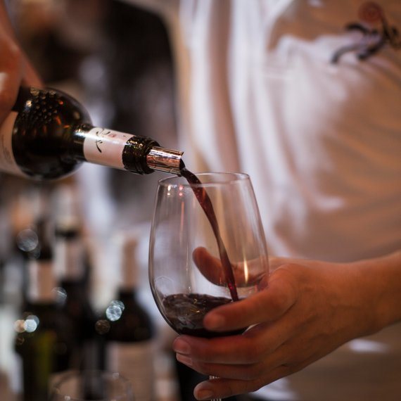 יין ישמח לבב רווק