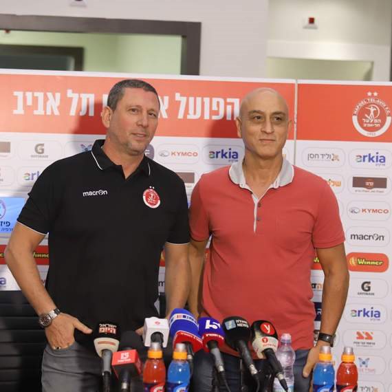 אושיות העבר משה סיני וניר קלינגר