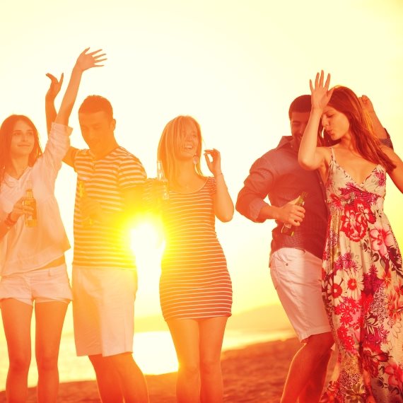 ריקודים לא לצעירים בלבד