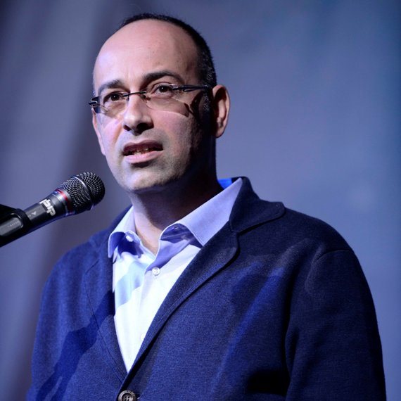 המאזינה לא מצביעה לראש ממשלה אלא לשר אוצר