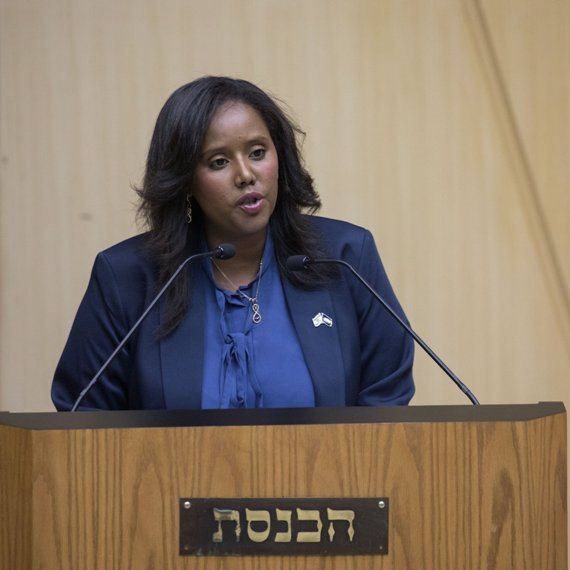 שרת הקליטה והעלייה פנינה תמנו שטה