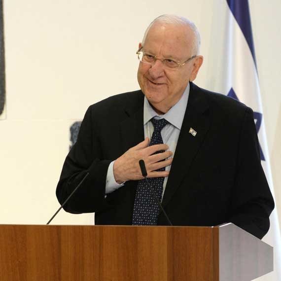 הקלפים אצל הנשיא