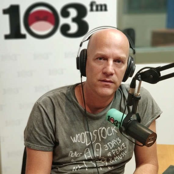 גיא פלג באולפן