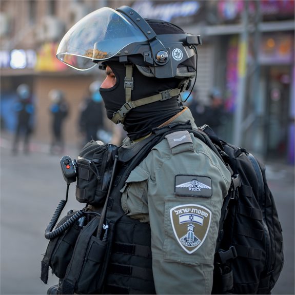 מהומות ביפו. למצולם אין קשר לנאמר