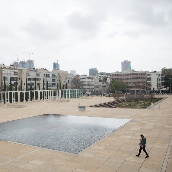 הכירו את האיש מאחורי כיכר התרבות