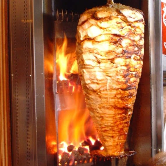 הדוכן שווארמה הנודד