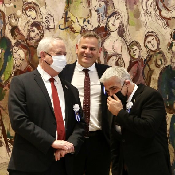 ממשלת השינוי - ימין או שמאל?