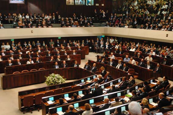 האם האירועים בכנסת מהווים דוגמה רעה?