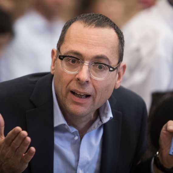 ח"כ צבי האוזר