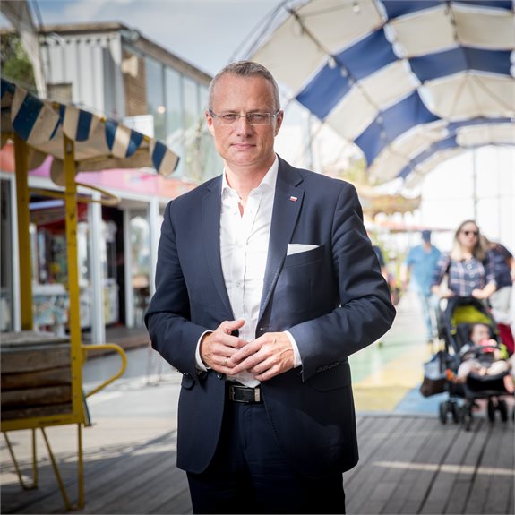 סערה במשרד החוץ. מארק מגירובסקי, שגריר פולין בישראל