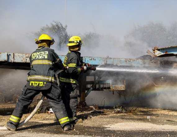טפסר חזי לוי: "נכון לעכשיו, עצרנו את השרפה"