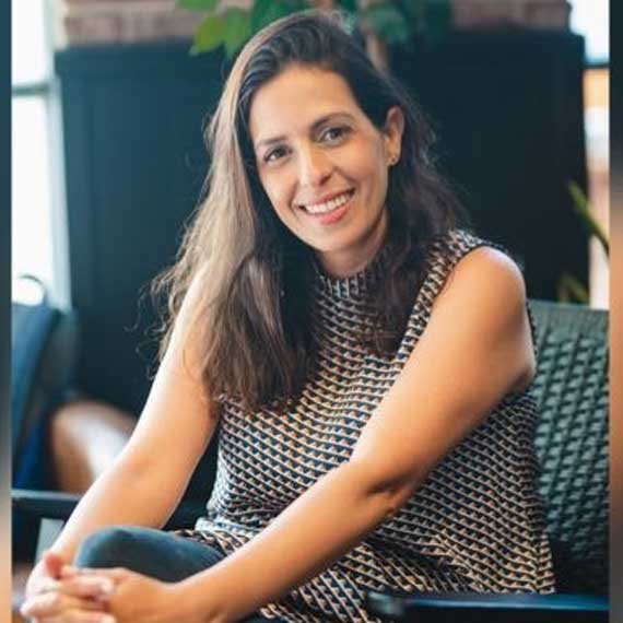 נועה לושי פוקס