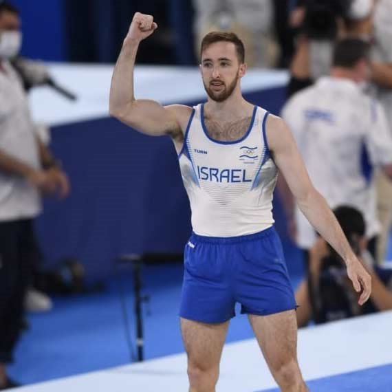 כבוד! ארטיום דולגופיאט