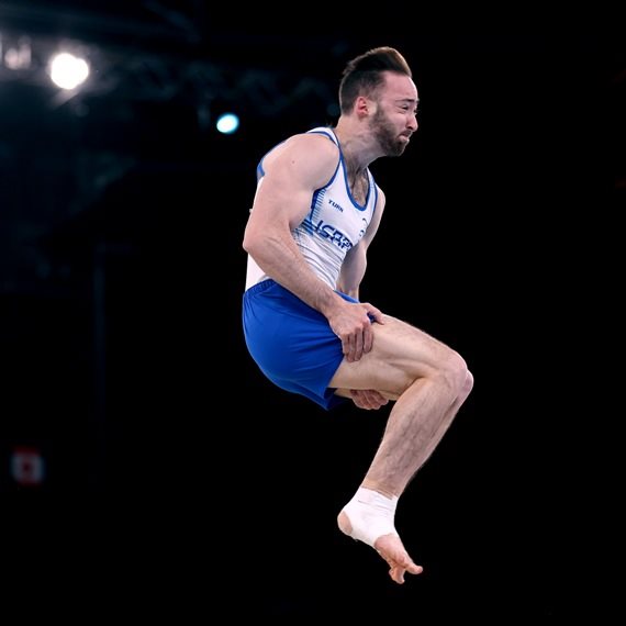 ארטיום דולגופיאט בתרגיל הקרקע שהביא לו את המדליה