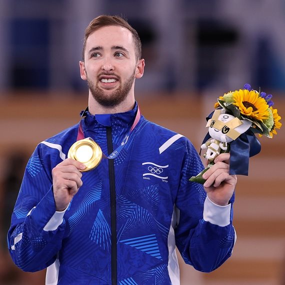 האלוף האולימפי ארטיום דולגופיאט