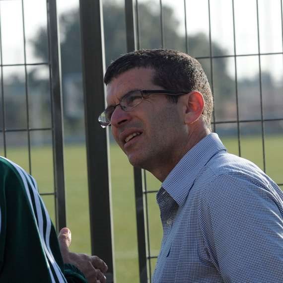 עו"ד יריב טפר,