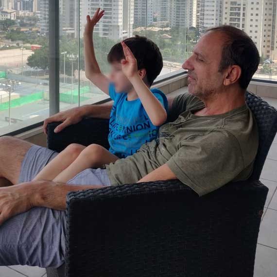 איתן בירן וסבו, אתמול