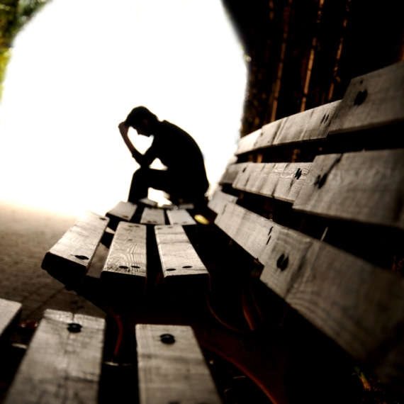 מאזינה: "האנשים סביבי נמצאים בדיכאון"