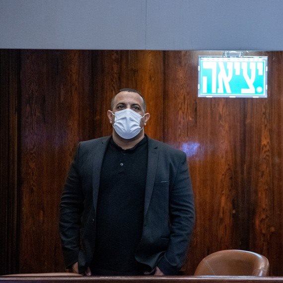 מאזין: "אביר קארה הוא קומבינטור מופלא"