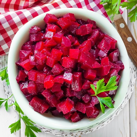 יתרונותיו וחסרונותיו של הסלק המבושל