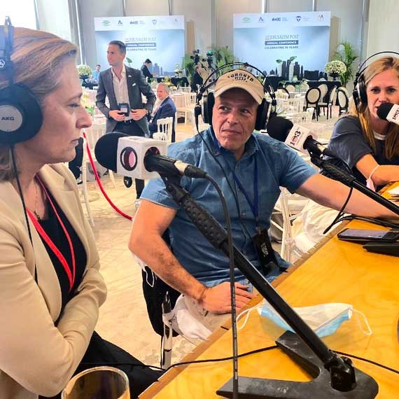 שרון אלרעי פרייס באולפן 103fm בכנס 'הג'רוזלם פוסט'