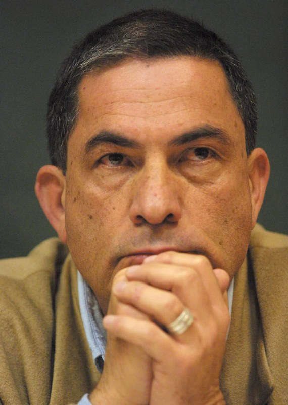 "לנתניהו אין מה לחפש שם"