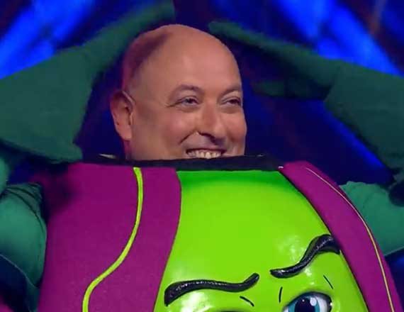 גרוטו בתחפושת האפון, אמש