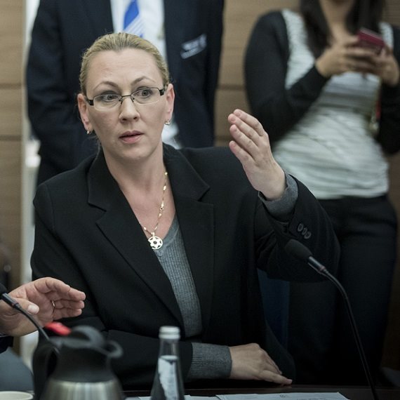 "לא אתן לעשות צחוק מהכנסת"