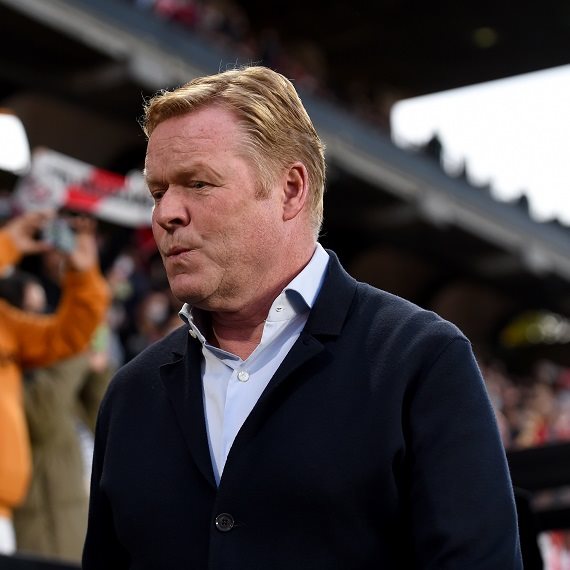 מאמן ברצלונה שפוטר, רונלד קומאן