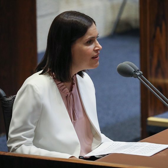 קארין אלהרר