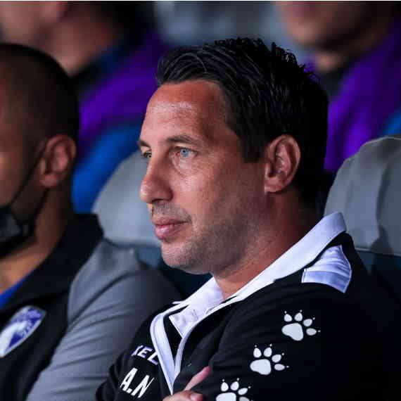 עמיר נוסבאום פוטר מתפקידו כמאמן עירוני ק"ש