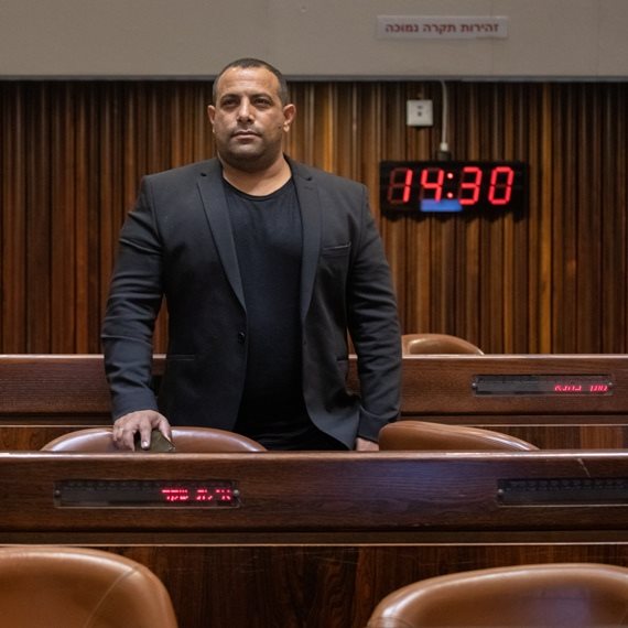 סגן השר אביר קארה